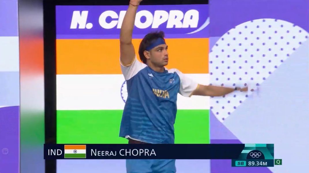 ABHIMANYU7737's tweet photo. The icon never returns without bringing joy to every Indian! 🇮🇳🇮🇳 #NeerajChopra 🥈 https://t.co/9xm7F2vDOc