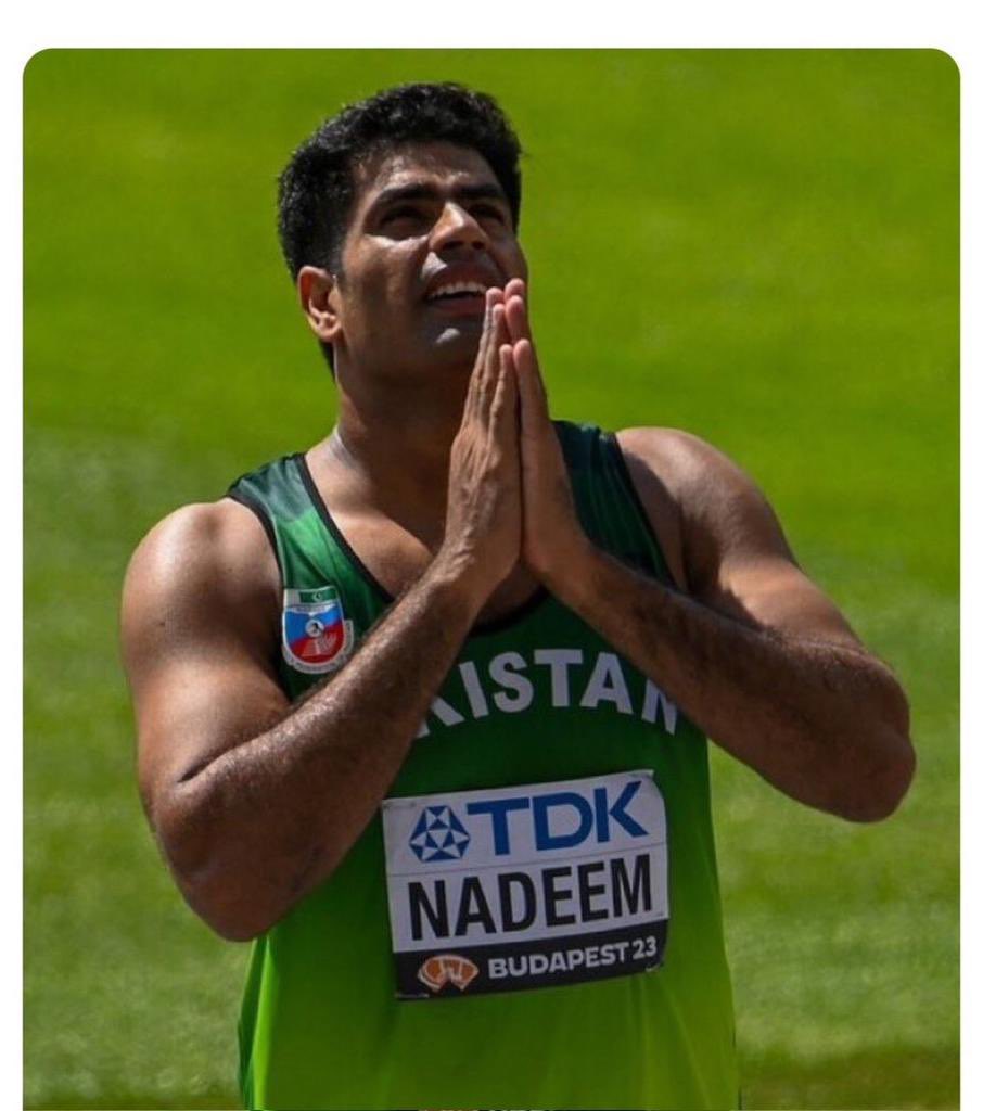 شاباش ارشد۔۔
کوئی پوچھے تو کہنا ارشد ندیم آیا تھا۔
مایوسی کے لمحات میں جشن آزادی کا بہترین تحفہ۔ پاکستان زندہ باد۔۔۔

#JavelinThrow #PakistanZindabad
 #ParisOlympics2024