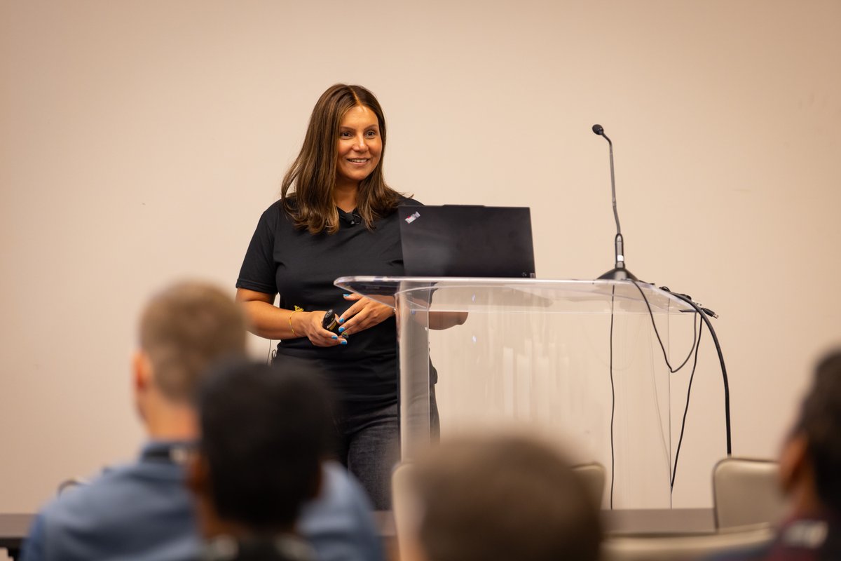 fintech_devcon tweet media