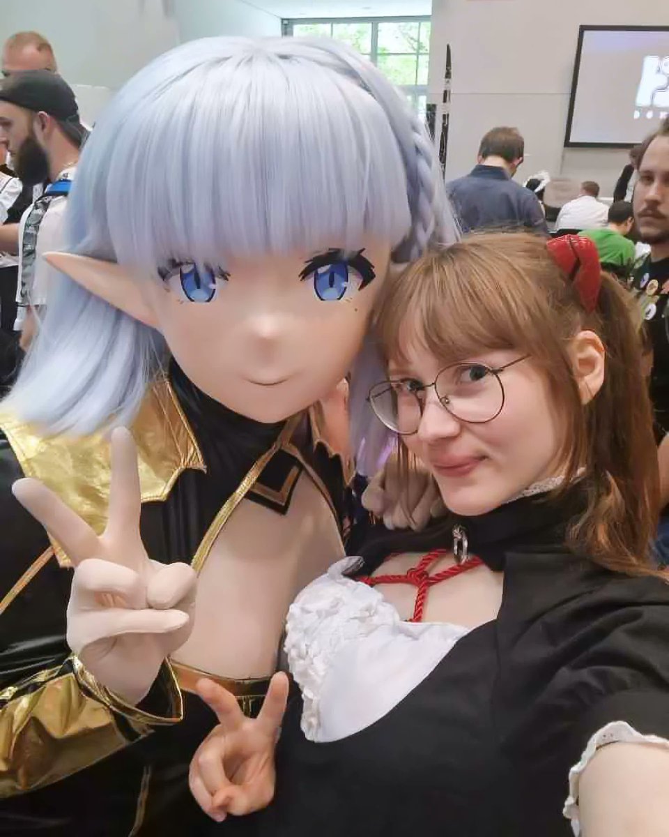 KyoukaKig's tweet image. Shadow-sama wanted me to visit 
@konekokaburi on her booth on #dokomi2024 

No trace of the Cult of Diablos 😊

#陰の実力者になりたくて 
#TheEminenceinShadow 
#kigurumi #着ぐるみ