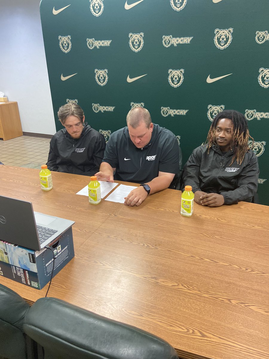 Media Day 🎥 <a href="/FConference/">Frontier Conference</a> <a href="/Gatorade/">Gatorade</a> 
#BEARRAID