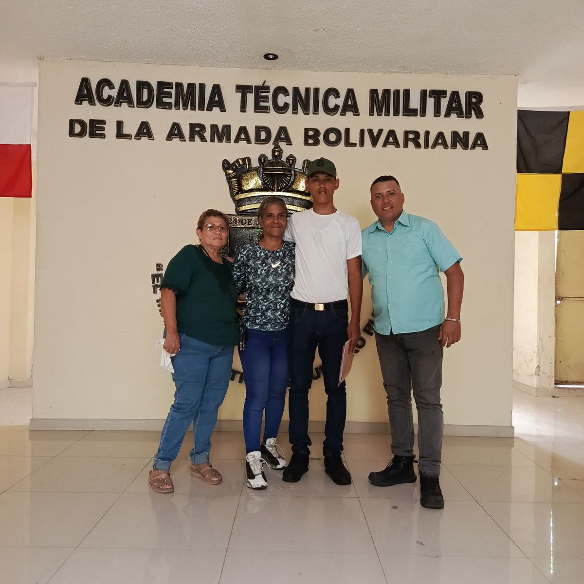 Universidad Militar Bolivariana de Venezuela tweet media