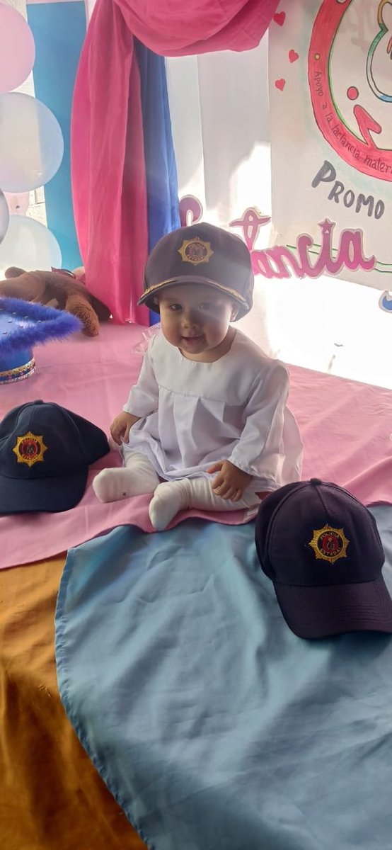 #8Ago Desde el ambulatorio Santa Isabel, fue llevado acabo el acto de graduación de lactancia materna que durante 6 meses fueron amamantados por sus madres, cabe destacar que adquirieron una bolsa de proteínas y un cotillón de artículos personales.
#PuebloSonrienteYEnPaz