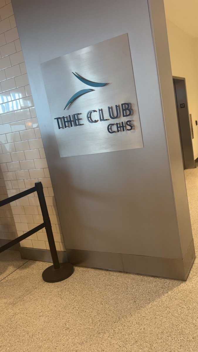 balondianna's tweet photo. Airport lounge please❤️💵 https://t.co/LHbvwNKHHQ