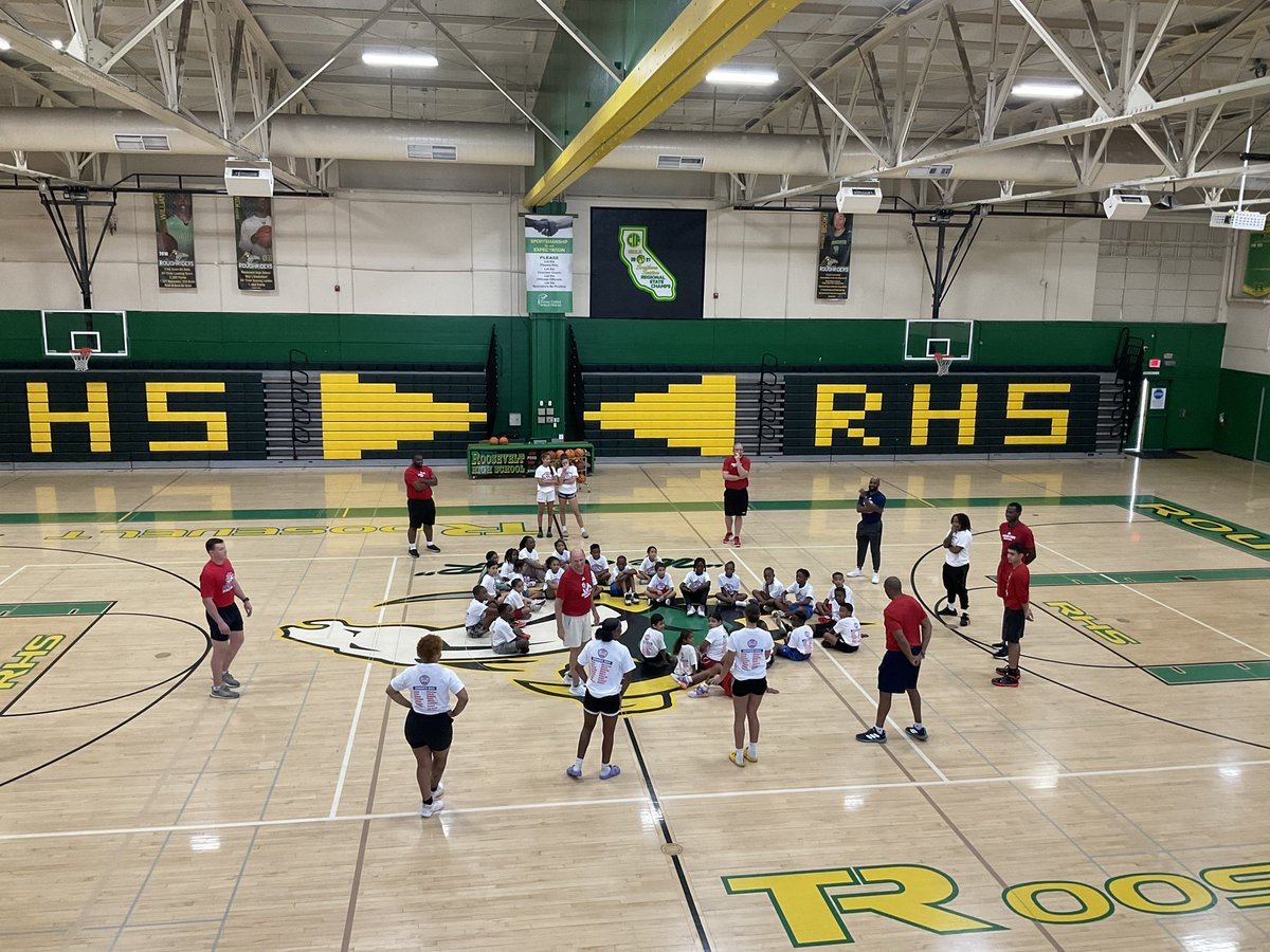 Roosevelt Boys Basketball (@boysroosevelt) on Twitter photo 