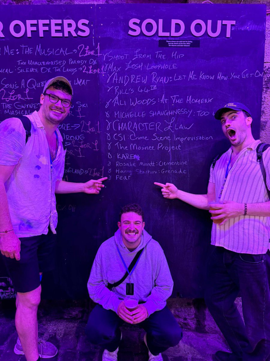 PearTheShow's tweet image. Sold out! The boys are on the board! 

Thanks to tonight’s crowd for being so brilliant

Tickets going quickly for the Friday and Saturday show! 

🍐🍐🍐🍐🍐