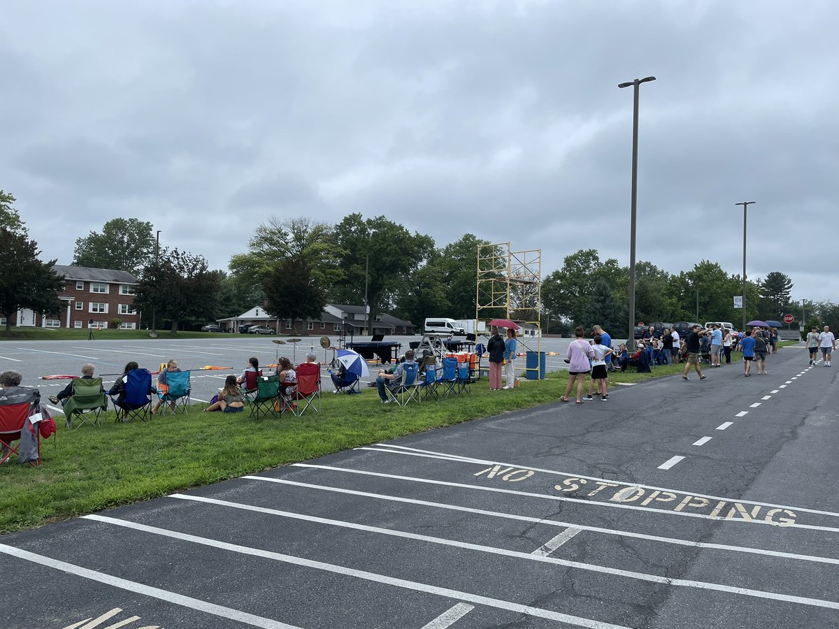 It’s almost showtime!