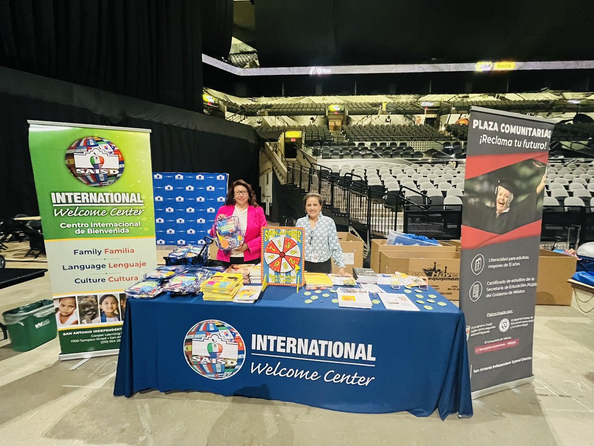 ¡Feliz regreso a clases!Ready to greet our familias at the Back to School Fair @Frost Bank Center. Saludos de sus amigas de SAISD Dual Language, ESL &amp; Migrant Department and International Welcome Center.🤓📓📙📘📚✂️🖇️✏️🖍️🖌️❤️📝