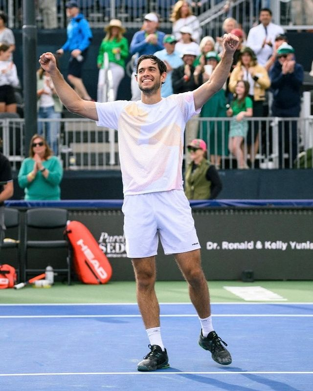 BORGES COMES BACK TO DEFEAT TOP 15 HUMBERT !

Nuno Borges 🇵🇹 defeats [12] Ugo Humbert 🇫🇷 3-6, 7-6, 7-6 and moves to the next round in Montreal 🇨🇦.

He will face Kei Nishikori 🇯🇵.

#ATP1000 | #OBN24