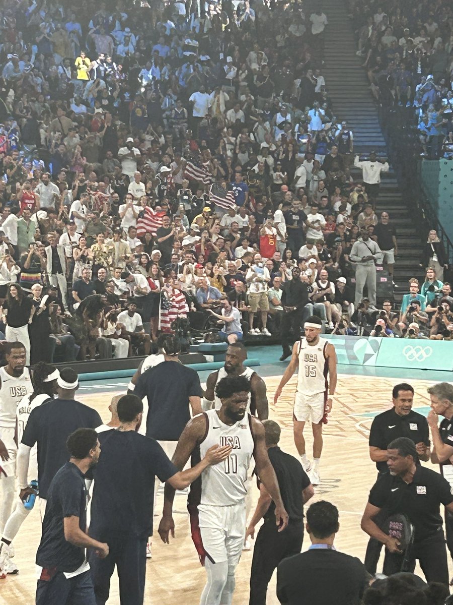 tgoff11's tweet photo. Jayhawk dominance on the world’s greatest stage! #USABasketball https://t.co/KK87lnaKn2