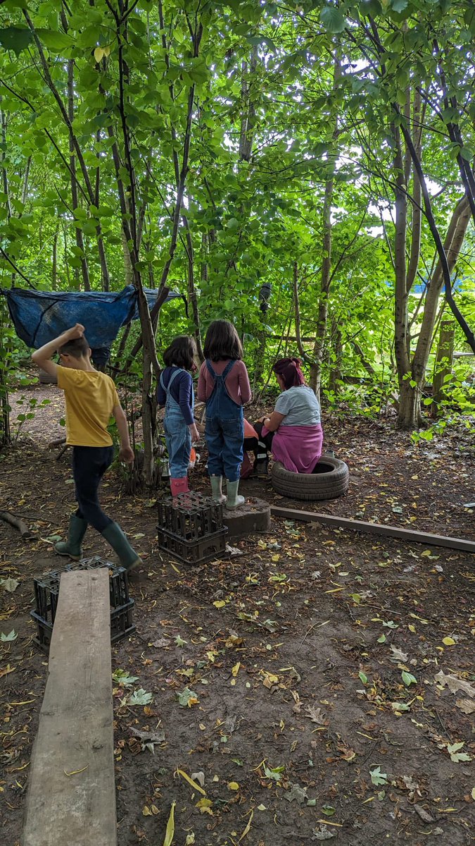 Fruitsforest16's tweet image. Holiday club fun, storytelling, hammock swinging but the biggest joy is sitting back &amp;amp; watching how the children play, make new friendships in a safe calm environment. #outdooredchat #holidayclubs