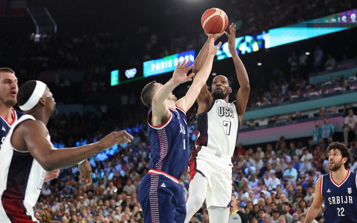CliveKyazze's tweet photo. #JustIn

USA defeated Serbia 95-91 to qualify for the #Paris2024 #Basketball finals where they will play host France on Saturday 

The USA qualified for their 18th #Basketball #Olympics finals and their 5th straight, they have won #Gold in the last four 

#CliveInParis https://t.co/BajWAJiXoI