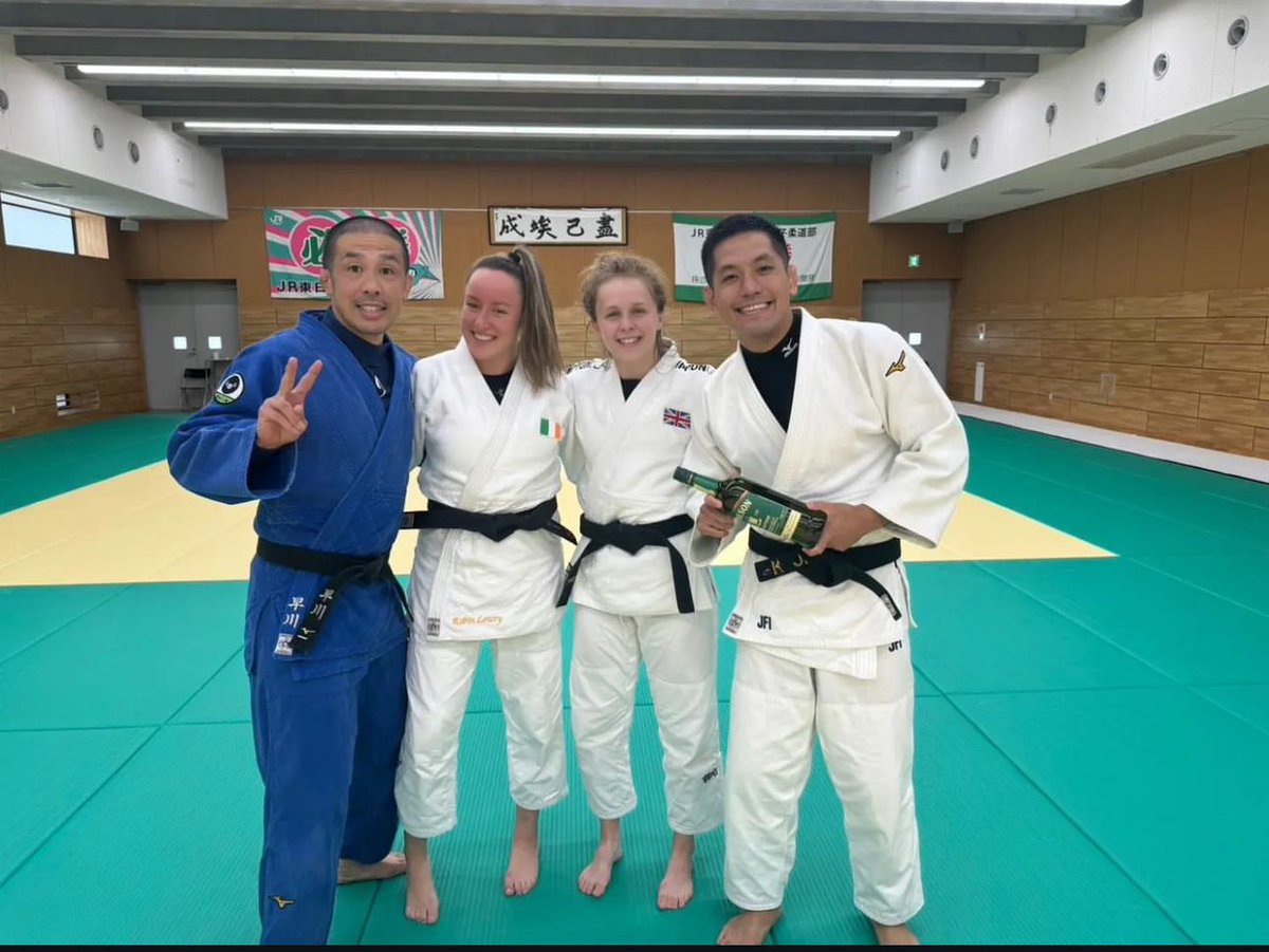 RobinLowry6's tweet photo. 3 tough weeks training in Japan this summer!✅🇯🇵🇮🇪
The best training and experiences ! 🥋 https://t.co/tvcnLt2YEU