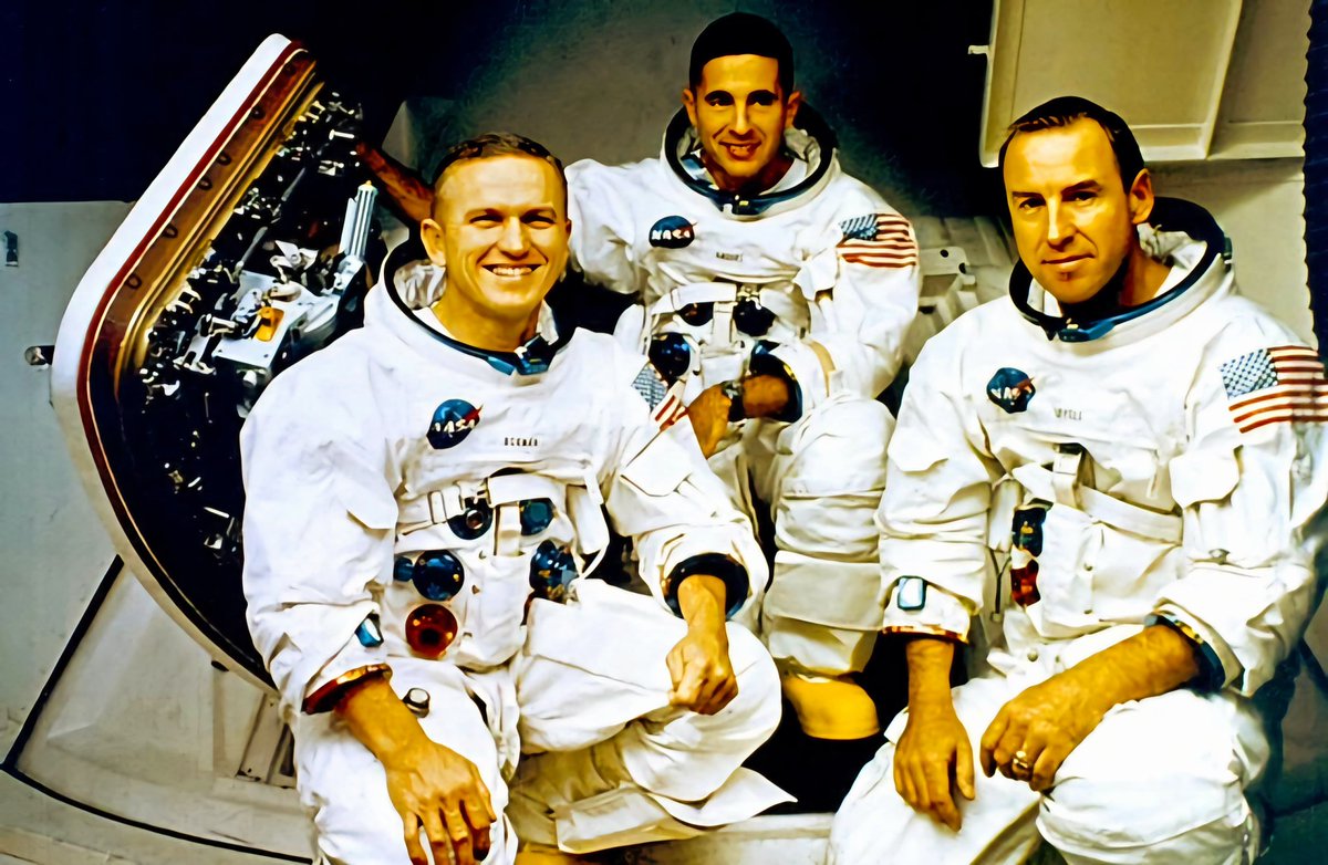 A quick fact about <a href="/NASA/">NASA</a>. On August 9, 1968, NASA decided that #Apollo8 should go to the moon. It launched on December 21, 1968, just 134 days later.
It was the first crewed spacecraft to leave low orbit earth and the first to orbit the moon.
contactlight.de