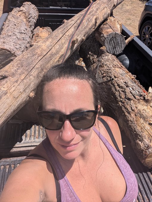 My first load of wood for the winter!        It was heavy as fuck, I got dirty as fuck But it was definitely<a href="/tag/mfc"class="tags"><span>#mfc</span></a>