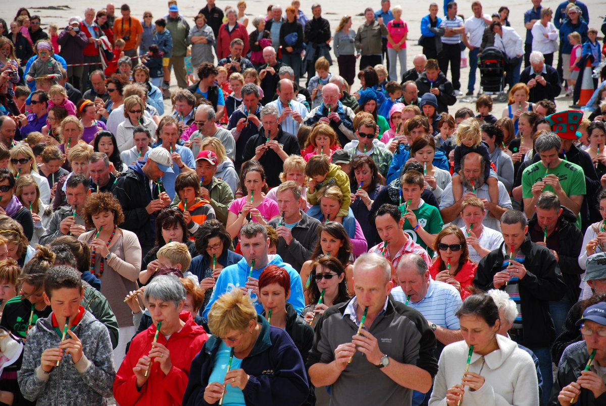 <a href="/rtenews/">RTÉ News</a> I believe the record they broke, with great style, was set in 2010 by Scoil Acla CCE on Keel strand, Achill Island. Well done to Wexford!