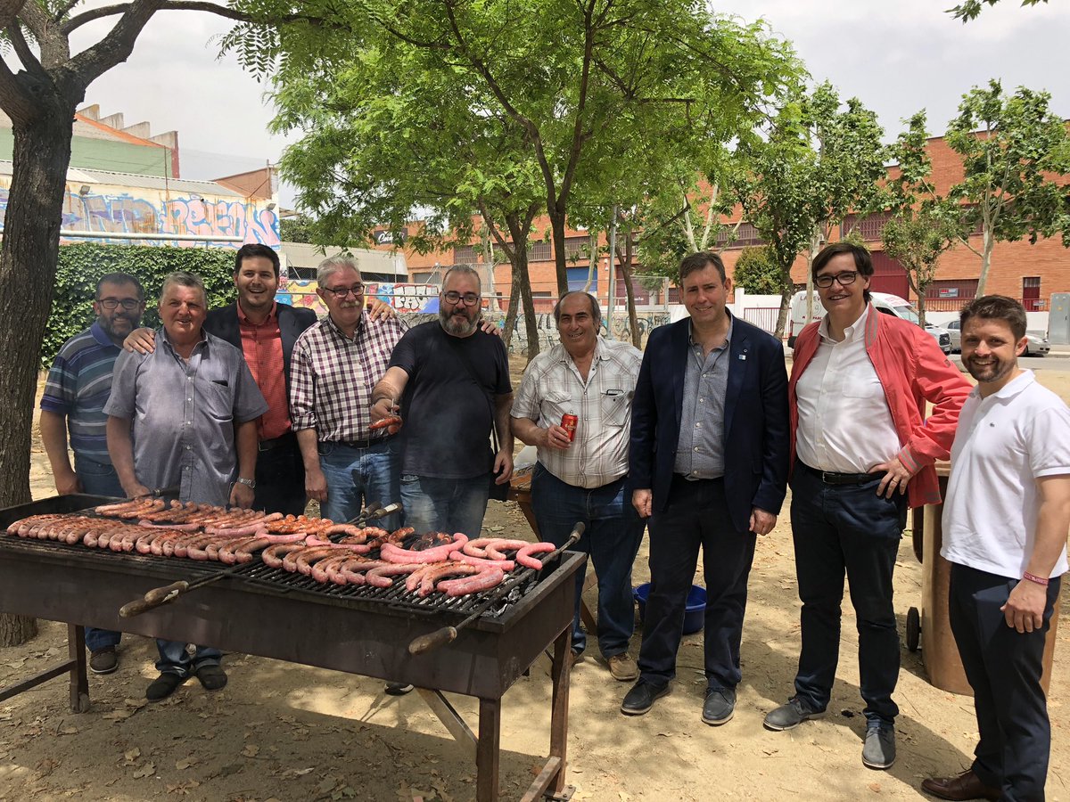 Y aquí empezaron muchas cosas. Son las escalerillas de incendios de la antigua sede del <a href="/socialistes_cat/">Socialistes PSC/❤</a> 
Hoy Cataluña tiene al mejor President posible. He trabajado con <a href="/salvadorilla/">Salvador Illa Roca</a> y además de un gran gestor es una extraordinaria persona que tiene la gran virtud de haber sido