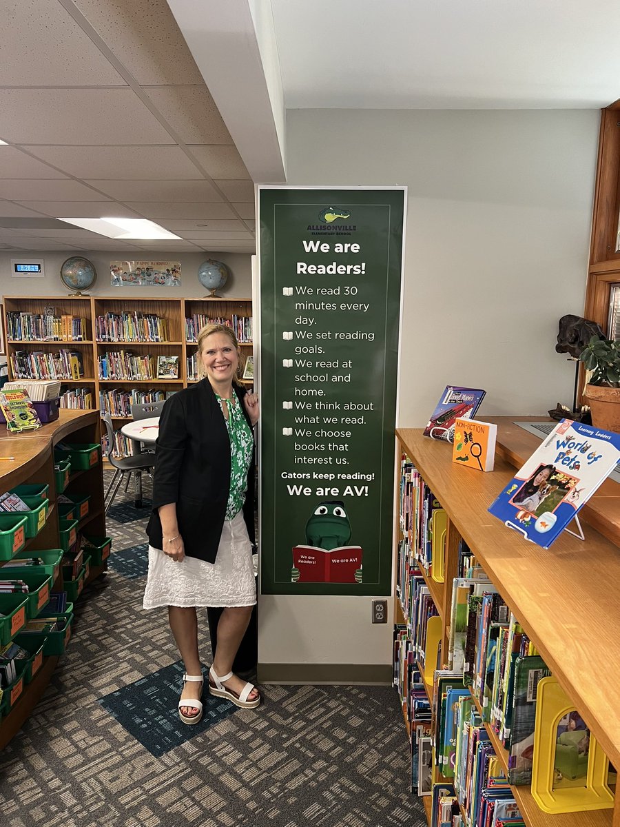 AllisonvilleES's tweet photo. Our Reading Specialist, Mrs. Ferguson, has been hard at work in the library this year! Check out the poster created by the @whywtschools print shop. Each student will receive a new bookmark this week and next with our reading values. #WeareAV🐊 https://t.co/JQ0IO8V7E8