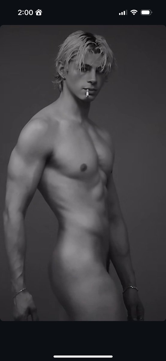 Homo_Bromo's tweet photo. .@itspierreboo looking delish on insta https://t.co/5CrYashOZW