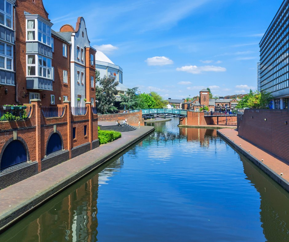 PropertyMia's tweet photo. Why invest in Birmingham? 🌟 Property values up 80%, HS2 boosts connectivity🚄, big firms drive job growth💼, affordable prices💰. #PropertyInvestment #BirminghamLiving #MIAProperties https://t.co/OPo6mEMTxQ
