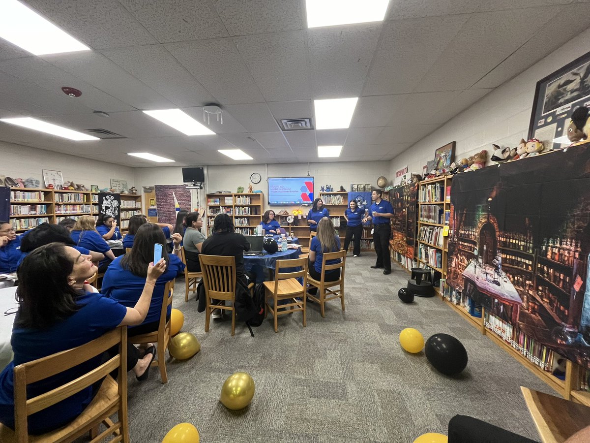 De Zavala Eagles tweet media