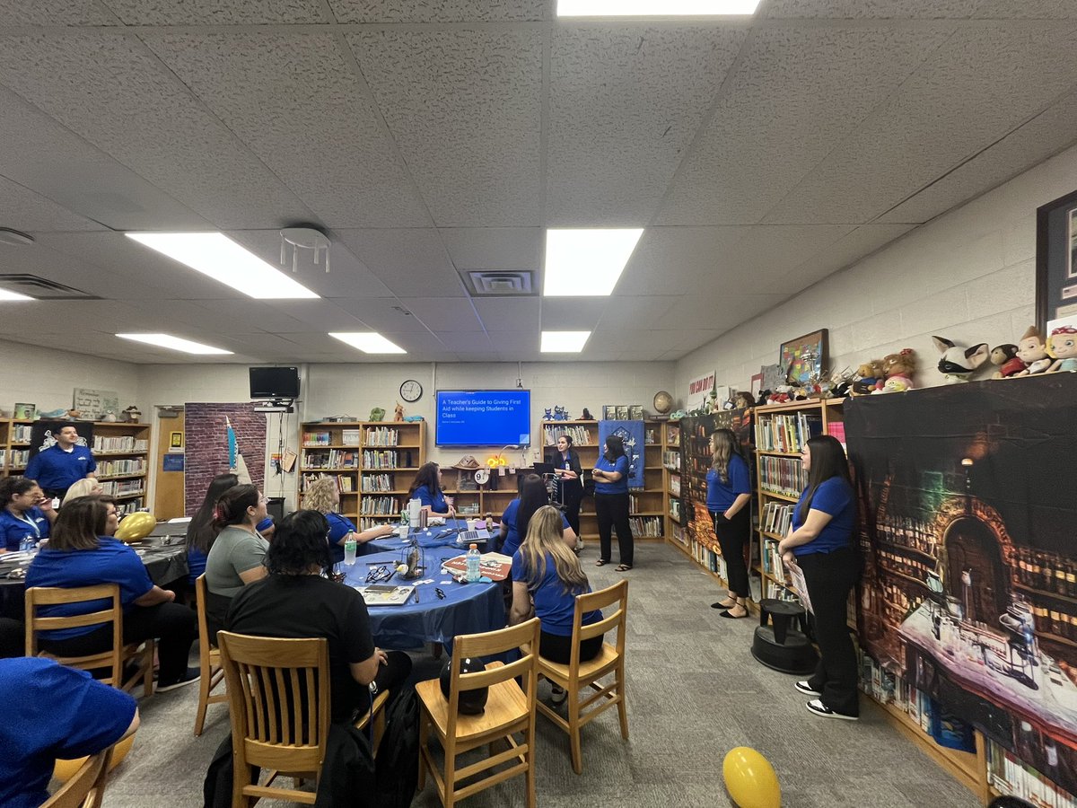 De Zavala Eagles tweet media