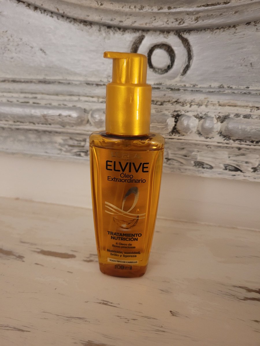 C H I C A S caro pero LO VALE porq dura un monton ya q solo te tenes q poner 2 o 3 gotitas y te deja el pelo super suave y BRILLOSO me lo puse para probar asi nomas y casi m muero pense q nunca iba a dejar d ser una peloduro