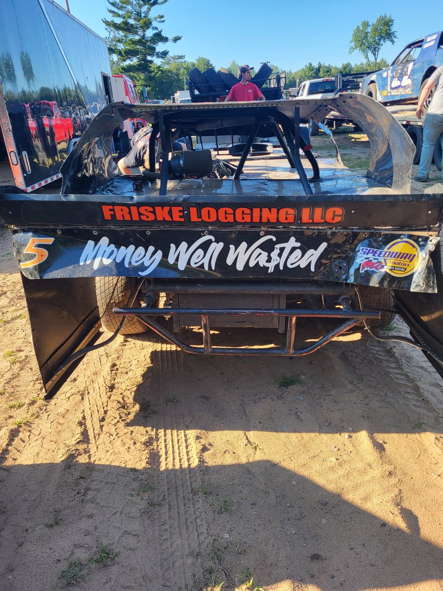 jverdegan2's tweet image. I've seen some cool quotes on the rear spoilers of race cars over the years and this one is right up there.  Dustin Kangas. Phelps, WI. B mod racer Eagle River Speedway. #localracing #dirttracks #modifieds