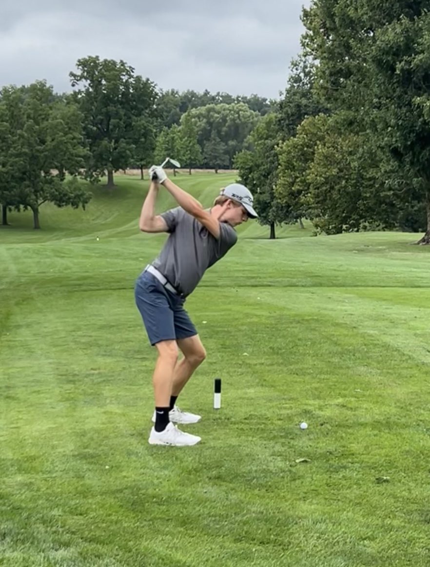 CareyGolf's tweet photo. Carey boys place 4th out of 11 teams at the SE Invite today. The Blue Devils had a team score of 350. Wynford took 1st with 328. 

⛳️ Mullholand 88
⛳️ McLaughlin 88
⛳️ Roberts 87
⛳️ Resendez 94
⛳️ Baker 87 https://t.co/QDBcAqu7sk
