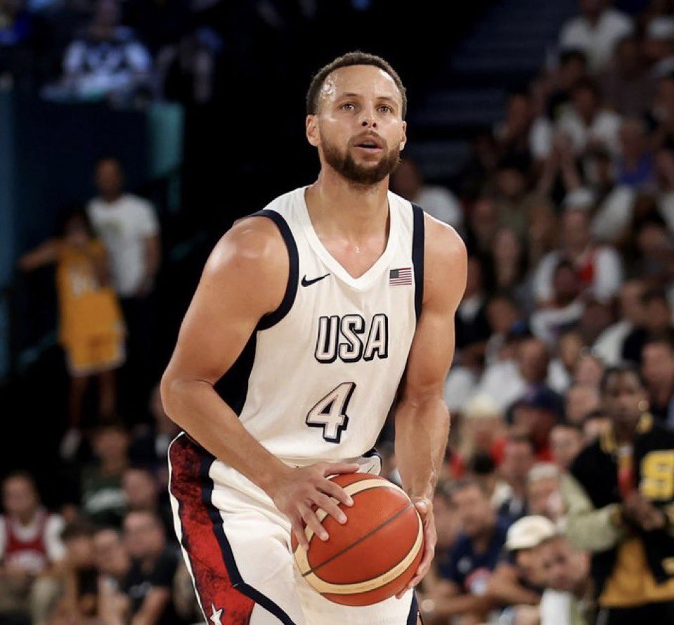 DrGuru_'s tweet photo. Steph Curry unreal high-volume efficiency: 

36 points
63 FG%
64 3PT%
100 FT%

Arguably the greatest indivual game in Olympic basketball history 🇺🇸 https://t.co/skWIi2CqDS