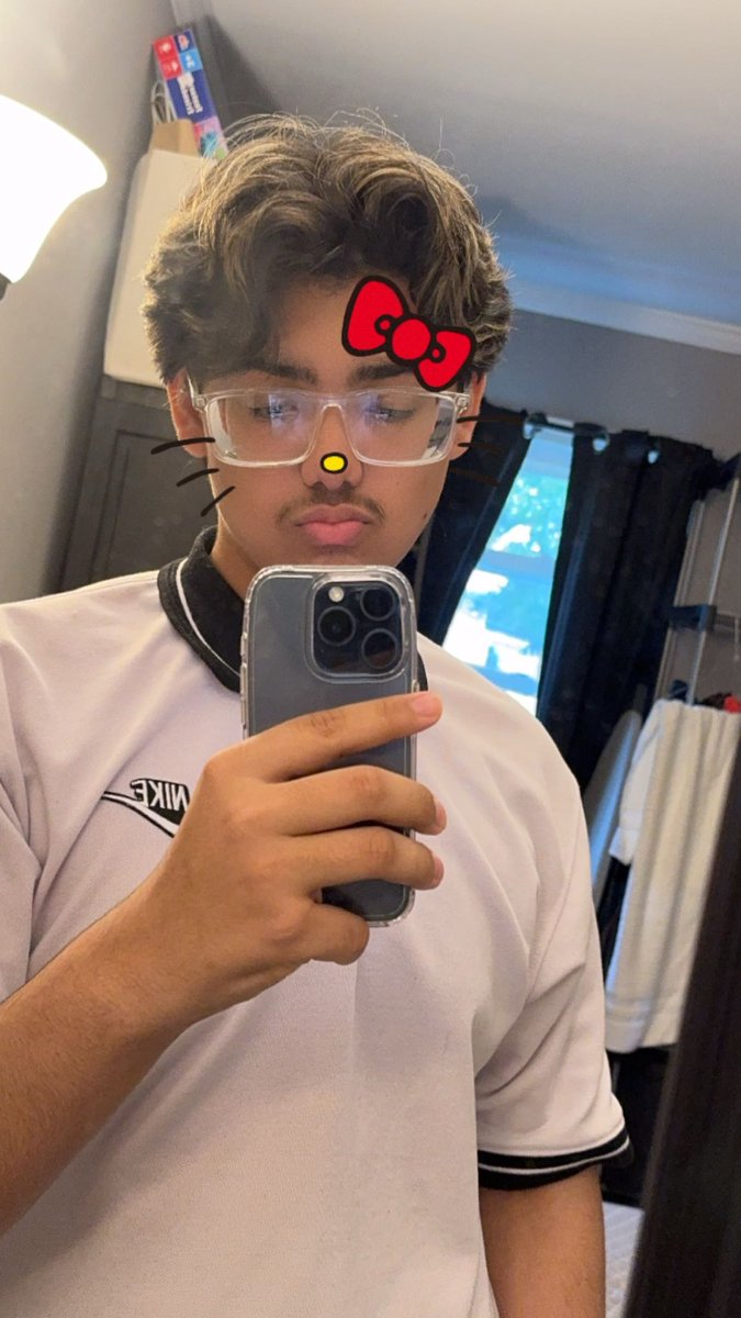 Jea is the Jealous Type 🌹 tweet media