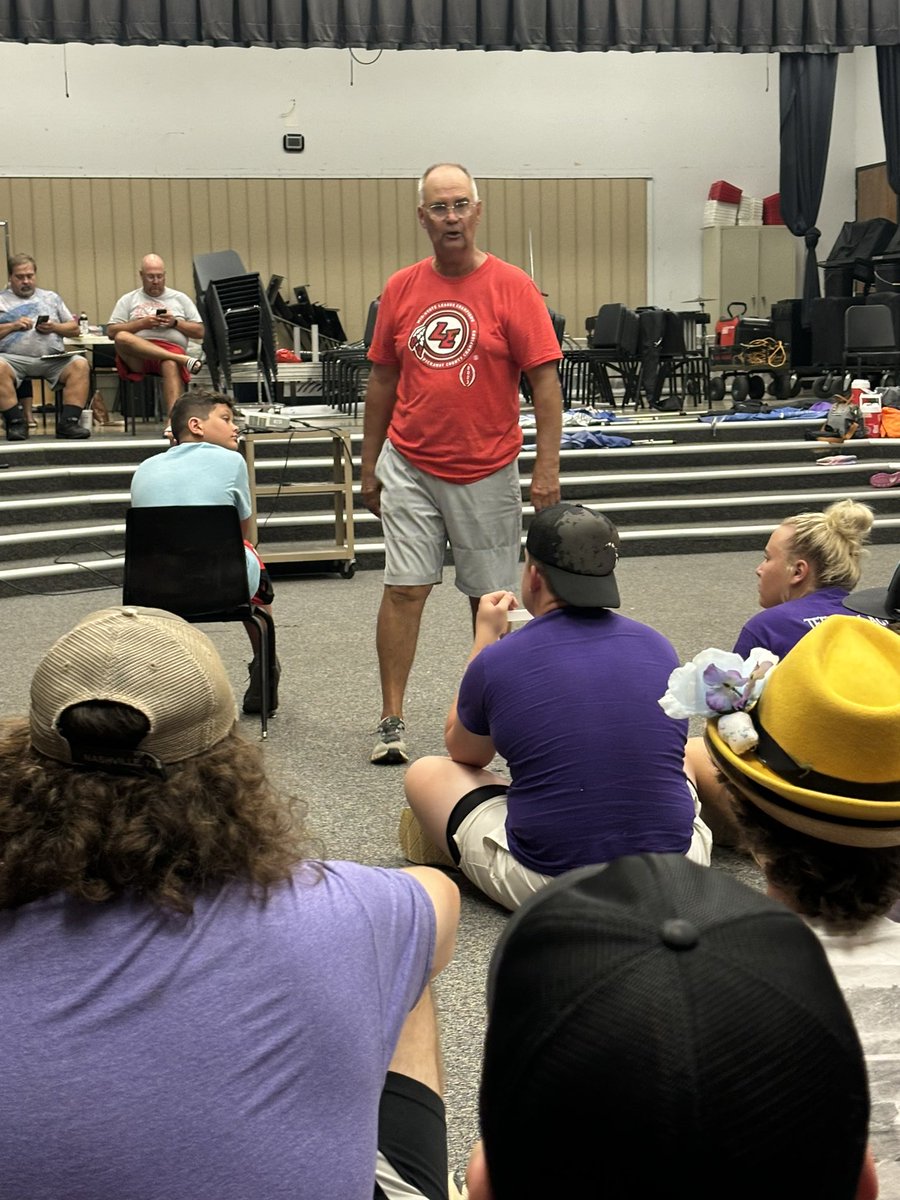 Coach Smith coming in to round out the week for us and give us some truly inspiring words!!  Coach has been Head Varsity Football Coach, Athletic Director, and just about everything else at Logan Elm!! He truly represents what it means to #BeABrave!!!