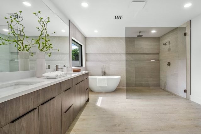 Dustin_Opalka's tweet photo. 🛏️ 3 Bedrooms 🛁 3 Bathrooms
📐 2,572 Living Sq Ft 🏡 14,274 SF Lot
📍Lighthouse Point

Zillow Link: https://t.co/vTZXlhNnmz https://t.co/VpsqwYTWsX