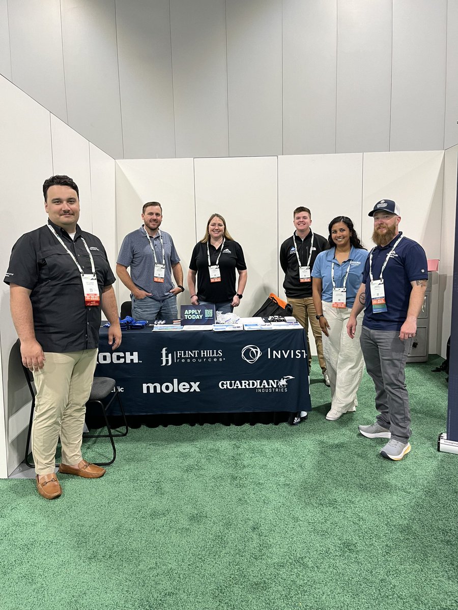 SafetyatGP's tweet photo. Looking for a new role, internship, or early career position? Come see @GeorgiaPacific and @kochincglobal at the @ASSPSafety Career Center. https://t.co/kehbztTnTI