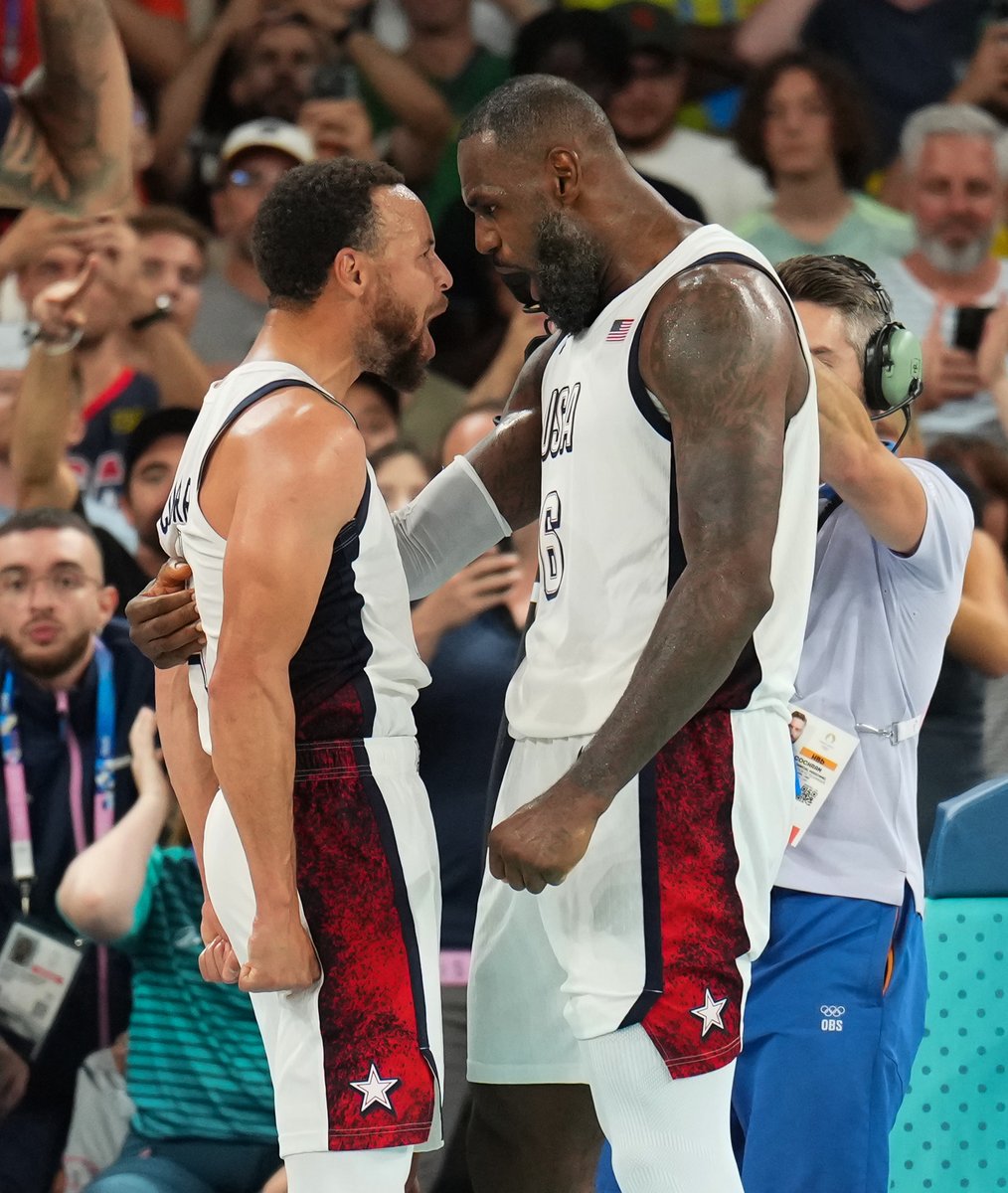 50NuancesDeNBA's tweet photo. Chers Warriors...
Chers Lakers...

Va falloir faire quelque chose à un moment donné pour que ça finisse par arriver... 🐐🐐 https://t.co/wUlPxFEeMB