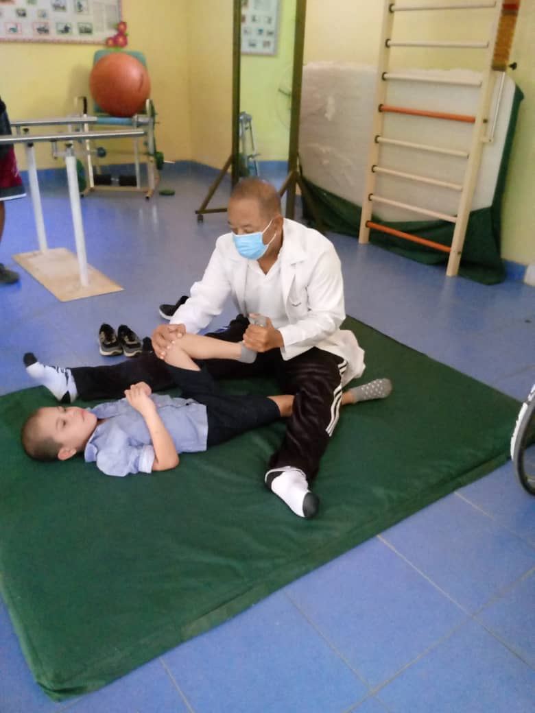 #CubaCoopera
#CubaPorLaVida
<a href="/cubacooperaven/">Brigada Médica Cubana en Venezuela</a> 
<a href="/mmcvencar/">Brigada Médica Cubana en Carabobo</a>