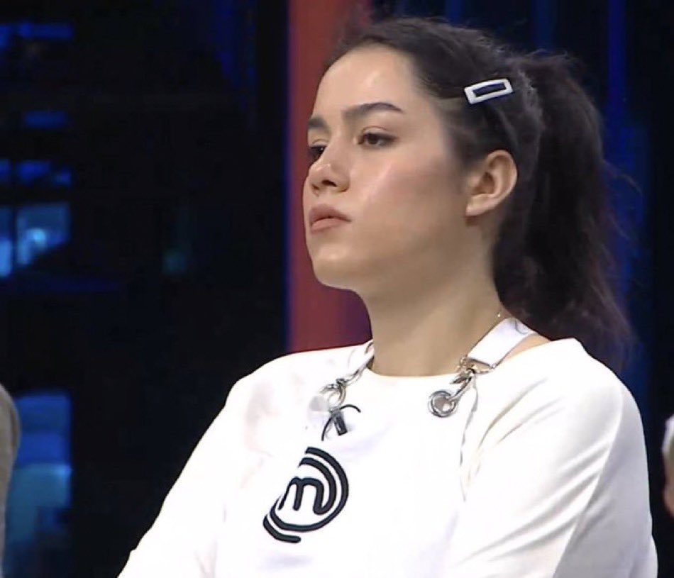 angeliqooo's tweet photo. Şirin gel artık be kızım  #MasterChefTürkiye https://t.co/f8k5taD50R