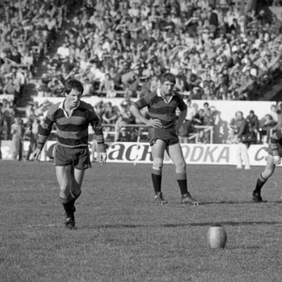 We love this story from Robbie Deans about focusing on success! 🏆 This was back in his playing days, “you just chase that opportunity to succeed. Chase the solution. Shut everything else out. Chase the solution.” Read the article for all the feels 🤗 bit.ly/3M07Vut