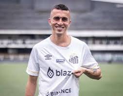 ‼️ INFORMAÇÃO EXCLUSIVA DO BLOGDOMACEDO‼️

Existe a possibilidade de um negócio envolvendo <a href="/Corinthians/">Corinthians</a> e <a href="/SantosFC/">Santos FC</a>  que seria uma troca entre Pedro Raul e João Schmidt.

Pedro Raul é atualmente a terceira opção do ataque do Corinthians e, com a provável chegada de Alex Arce,