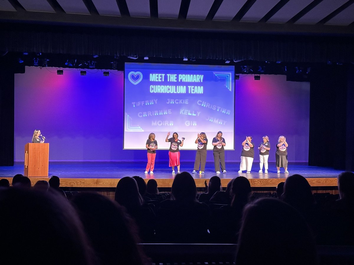 EmilyAngelilli's tweet photo. Great first day of @CFISDPK1 PD! @cfisdfiest #FiestROAR https://t.co/gqyY73JTsE