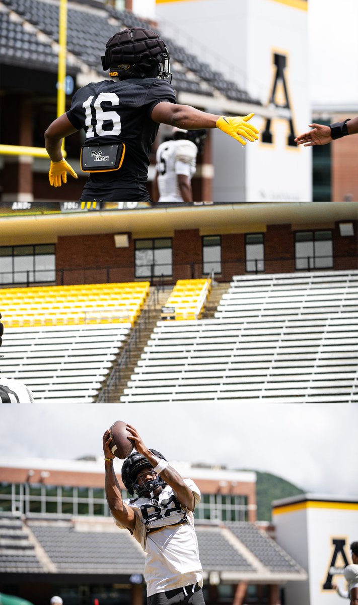 AppState_FB's tweet photo. 𝗙𝗮𝗹𝗹 𝗖𝗮𝗺𝗽 | Day 5 📸 

#GoApp https://t.co/YuXoKykL5y