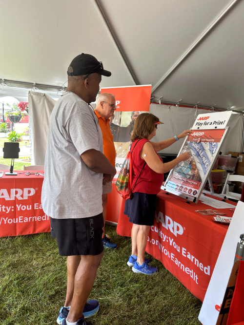 aarpillinois's tweet photo. 🎉 Stop by the AARP IL tent at @ILStateFair for a chance to win prizes and boost your #SocialSecurity knowledge! Don't miss out! 🏆💡 #AARP #WinningFriday #Youearnedit https://t.co/9JBUexsxrV