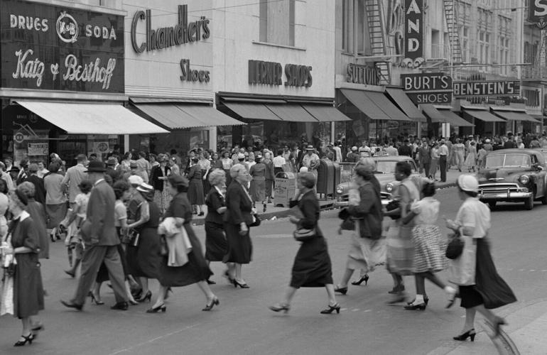 PRCNO's tweet image. Awnings once played a vital role in our city's urban landscape, but have since become a rare sight. Learn about their shady past in this column by @NOLACampanella for NOLA.com. 📸: From the collection of Richard Campanella bit.ly/4ddD3CJ