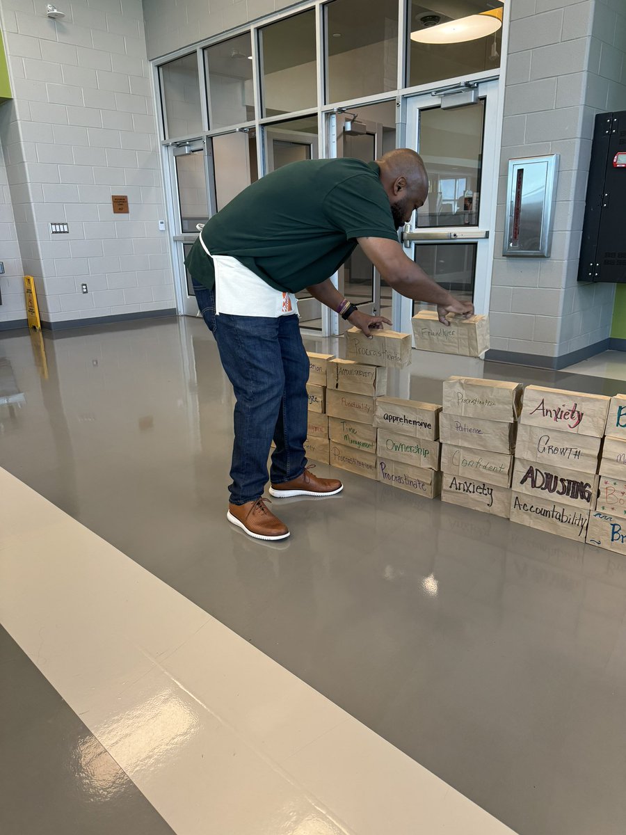 Simms Elementary Panthers tweet media