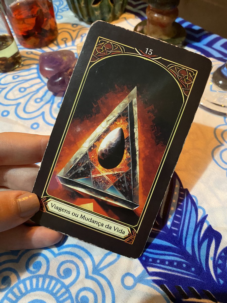 ♒️✨ Aquário:

Mudar, mudar e mudar, pra você isso pode parecer um pouco complicado mas na verdade a vida está dando uma reviravolta para te ajudar a entrar numa fase riquíssima de satisfação. Eu sei que nos últimos tempos enquanto uma área melhorou outra parece ter virado de