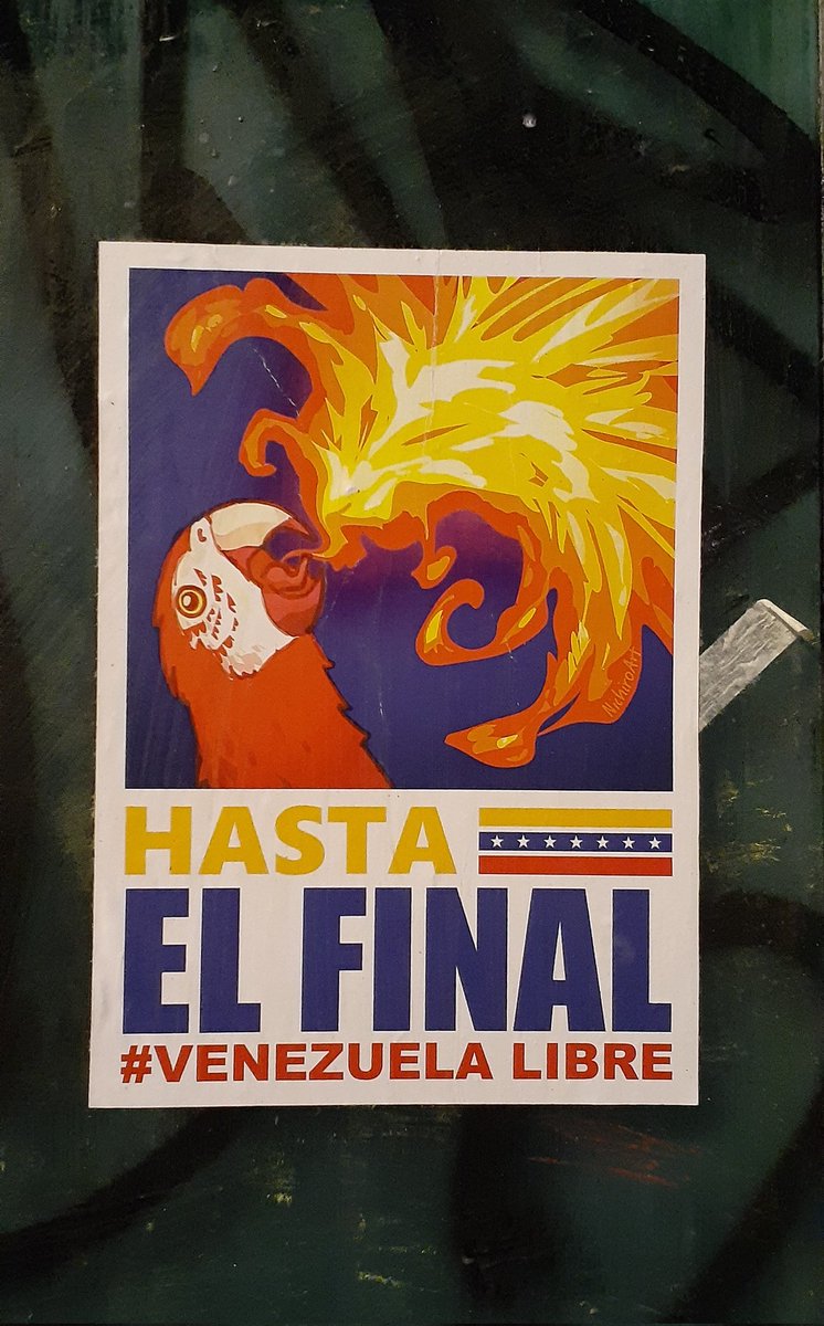 julsxvante's tweet image. vas caminando por las calles de madrid, y de repente...

🇻🇪