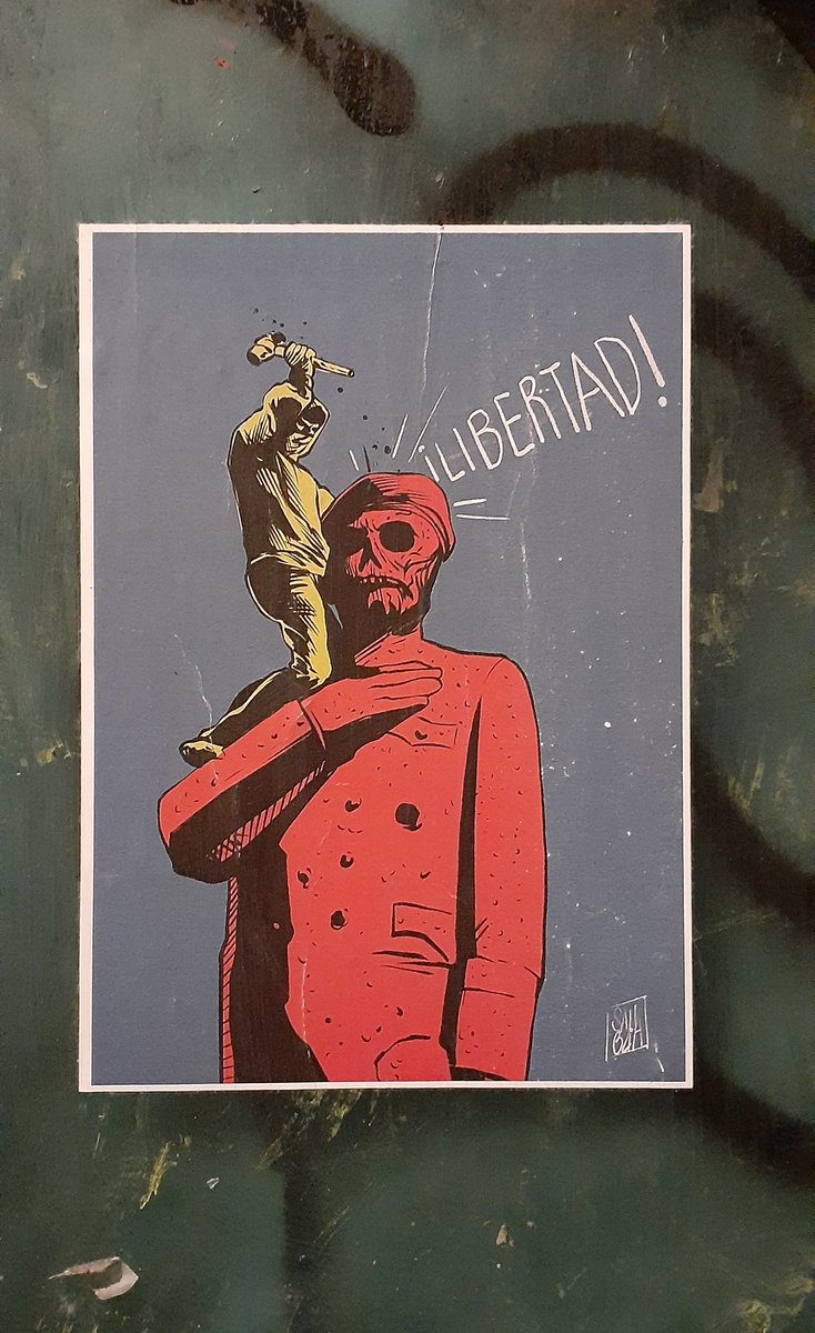 julsxvante's tweet image. vas caminando por las calles de madrid, y de repente...

🇻🇪