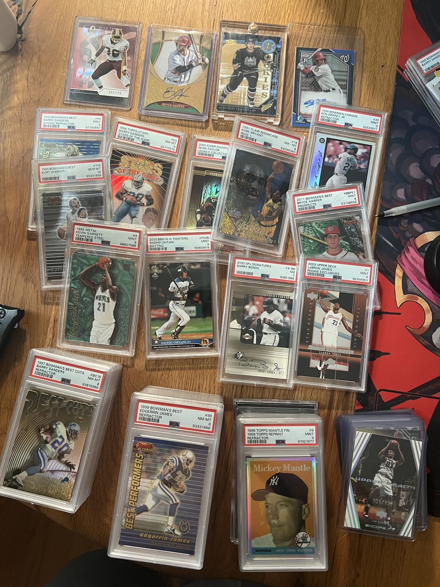 OldTownJB's tweet photo. Gonna run a good old fashioned…

🚨 STACK SALE 🚨

I’ve been stacking up some fun cool cards from the 90s/00s/10s/20s over the last 6 months or so

🙏 RT FOR A CHANCE TO WIN THE BARRY IN THE SECOND PIC 🙏 https://t.co/nSnC3HlIVI
