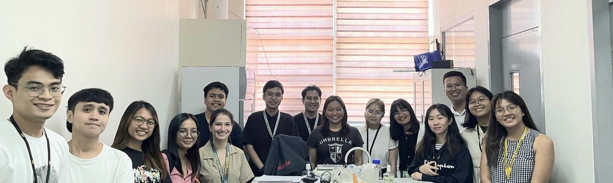 A. baumannii (AbG) and S. aureus (BlAZE) phage teams.
BEATS lab quick meeting and picture after suppliers demo. 
#phage