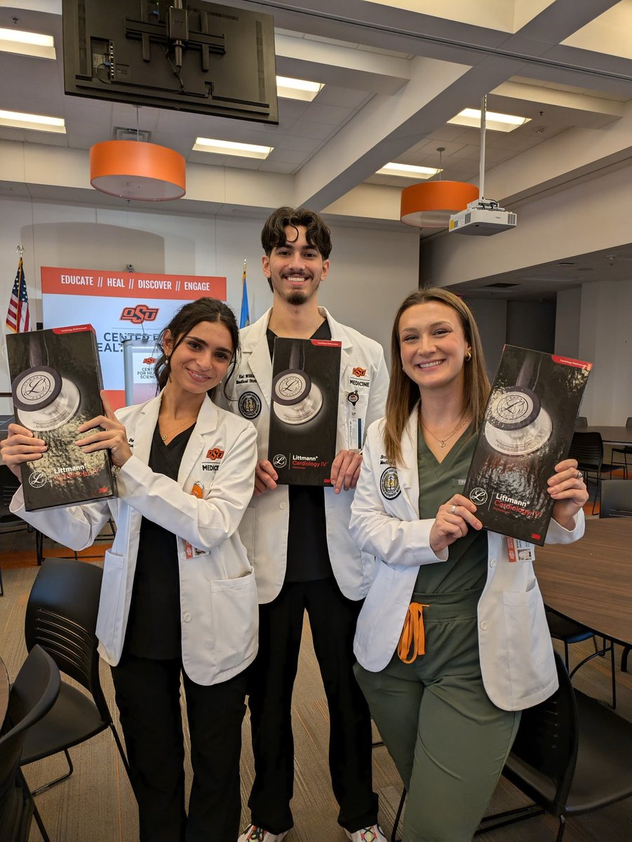 OSUMedicine's tweet photo. Earlier this week, our incoming medical students received their first stethoscopes from the Oklahoma Osteopathic Association! 

#FutureDoctors #medstudentlife https://t.co/DyAmDmPW6k